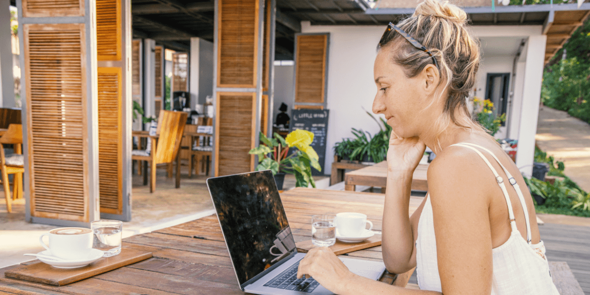 Working from cafe.png